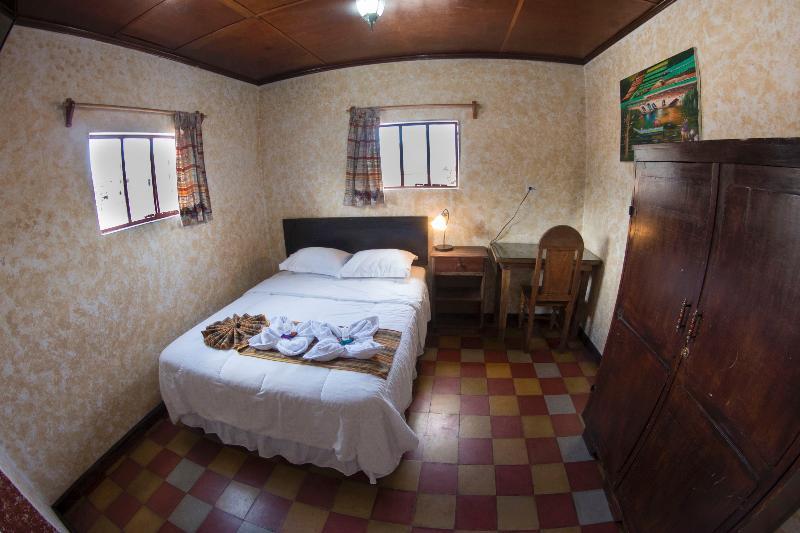 Hotel Y Galeria Uxlabil Antigua Luaran gambar