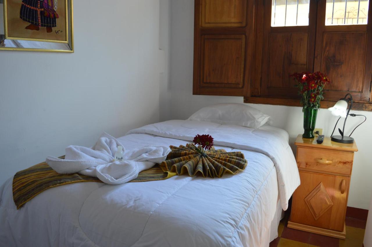 Hotel Y Galeria Uxlabil Antigua Luaran gambar